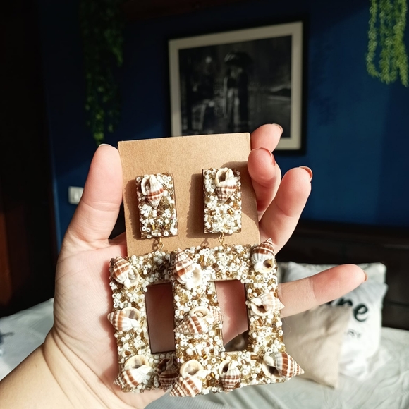 Boho Seashell Statement Earrings - Picture 15 of 15